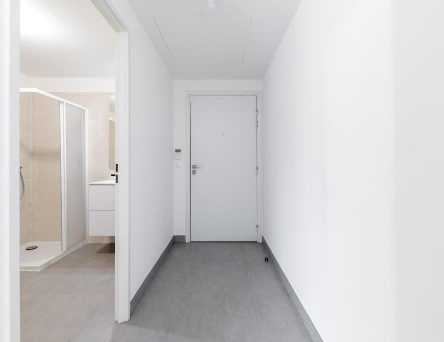 Апартаменты Le Cap Riviera - Centre- Parking Prive - Climatisation Ментона Экстерьер фото